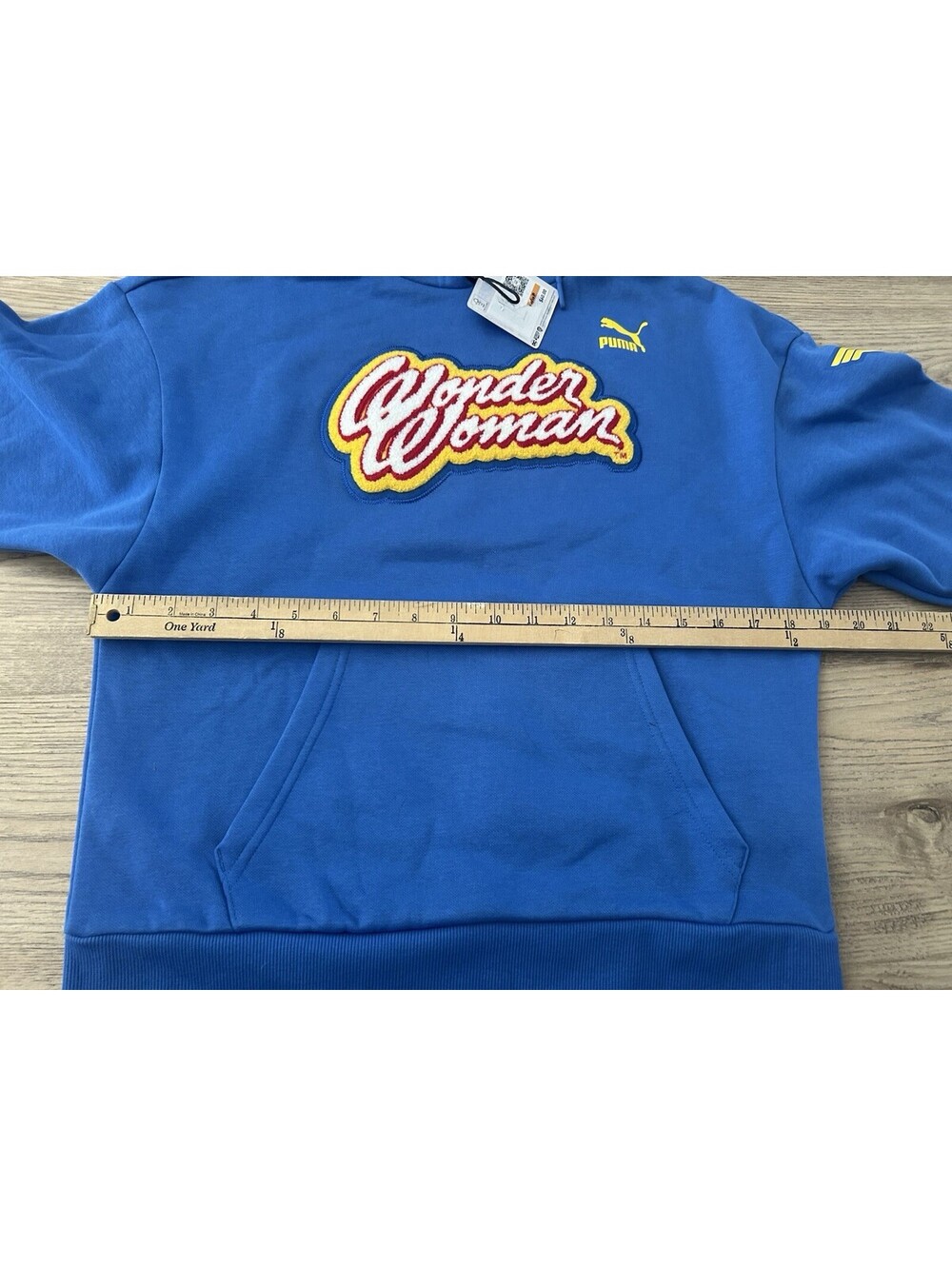 DC Wonder Woman's Blue Hooded Embroidered Patch Sweatshirt Size Small - Picture 4 of 7